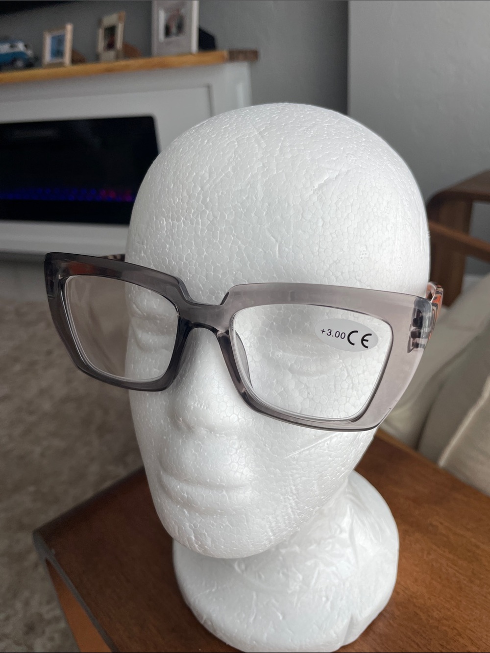 Source Unknown Gray Transparent Square Reading Glasses +3.00